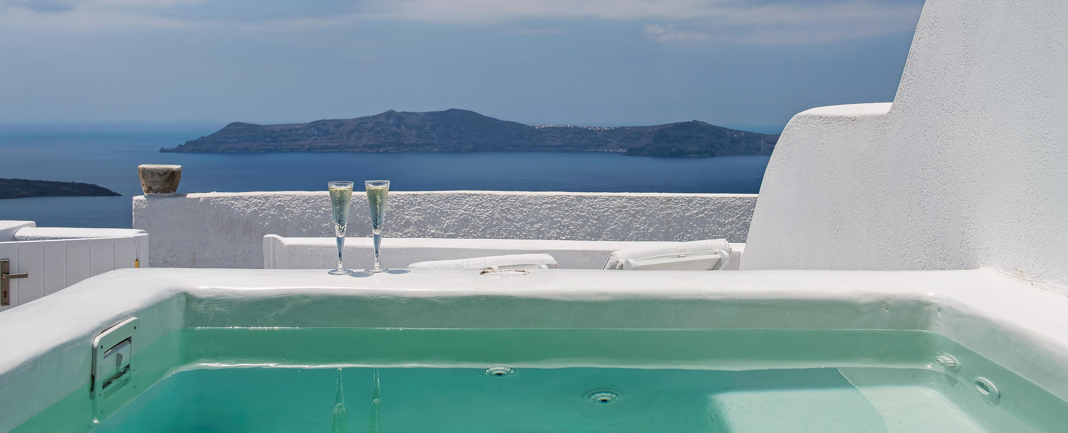 Aura Suites, Φηροστεφάνι Σαντορίνη